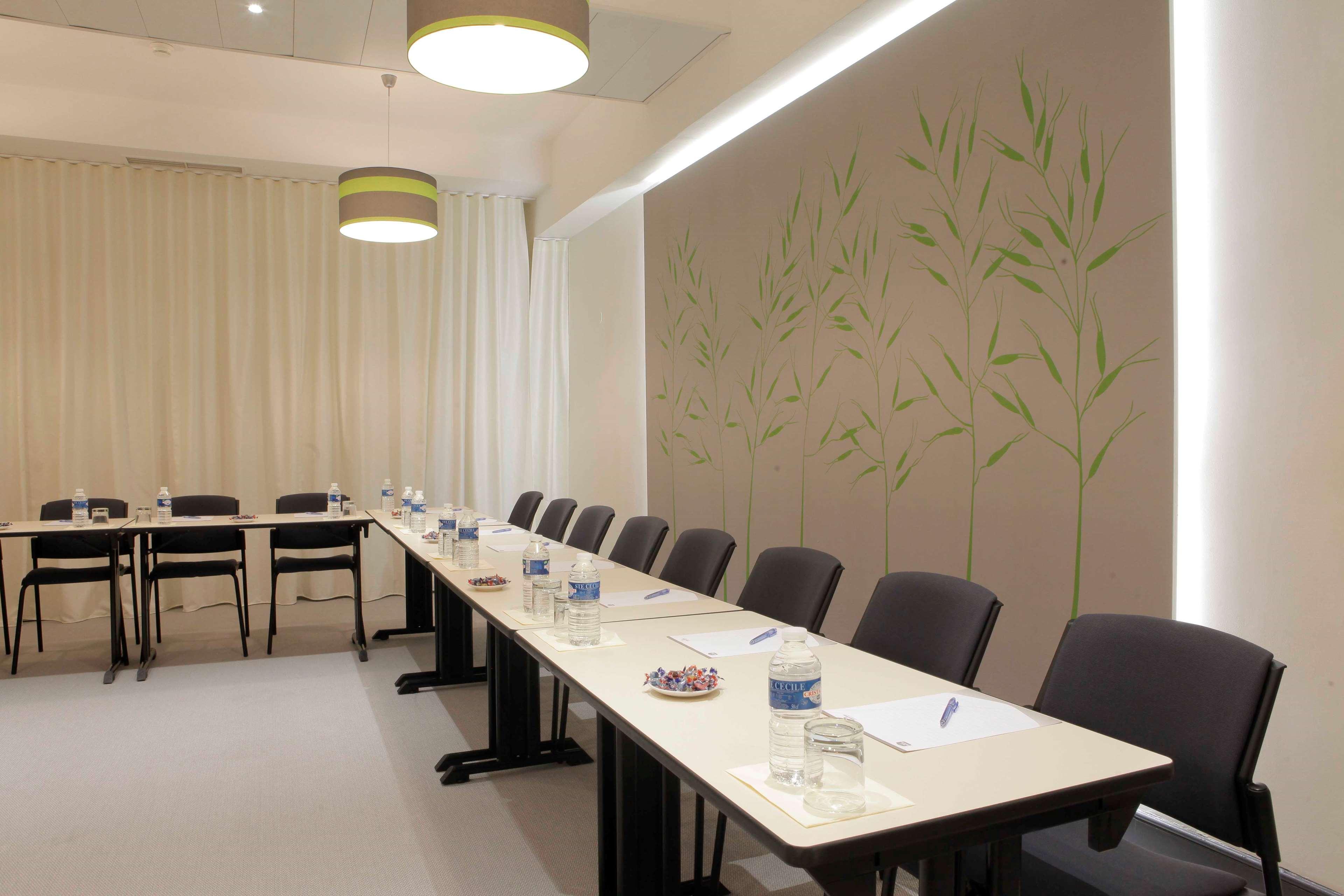 Hotel Western Crequi Part Dieu 4*